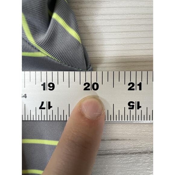 Under Armour Shirt Mens Small Gray Striped Playoff Polo HeatGear Golf 1351130 - Picture 5 of 11